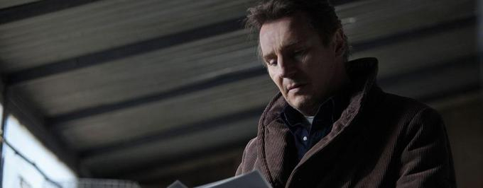 Liam Neeson jako twardziel. Spoty „A Walk Among the Tombstones”
