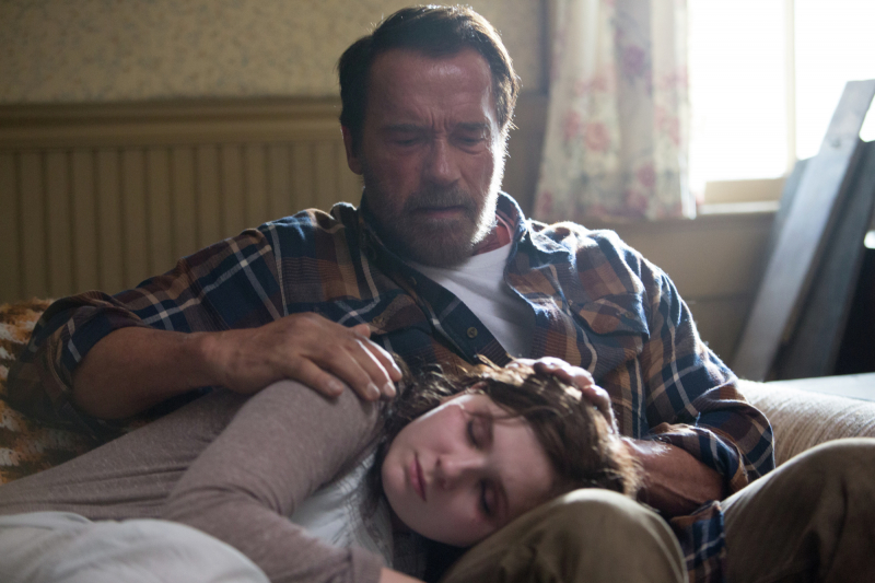Arnold Schwarzenegger potrafi grać! Emocjonalny zwiastun dramatu o zombie „Maggie”