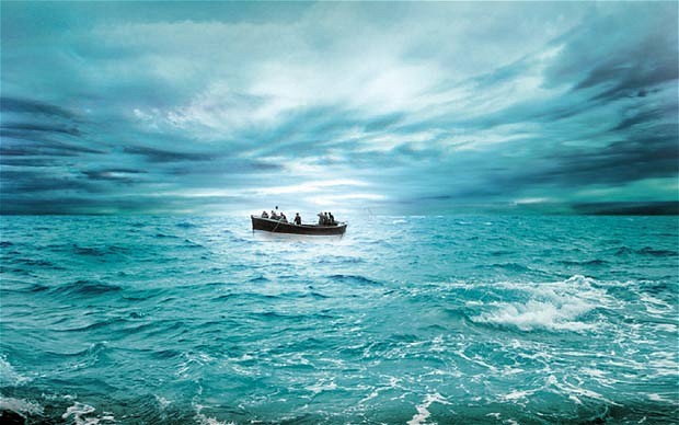 Anne Hathaway będzie walczyć o przetrwanie w „The Lifeboat”