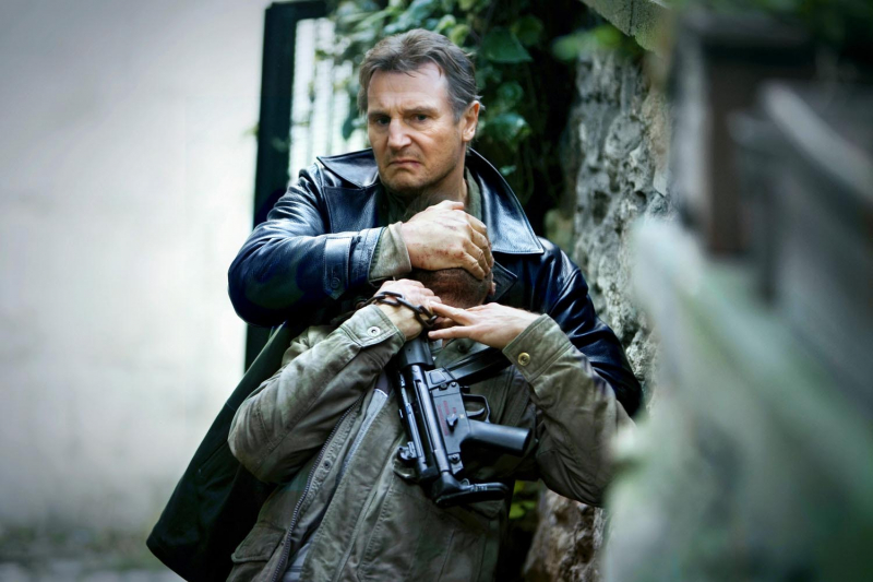 TOP 10: Najlepsze sceny, w których Liam Neeson zabija