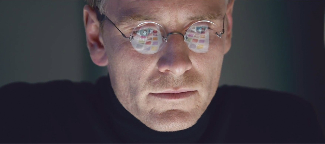 Zobacz pełny zwiastun filmu „Steve Jobs”