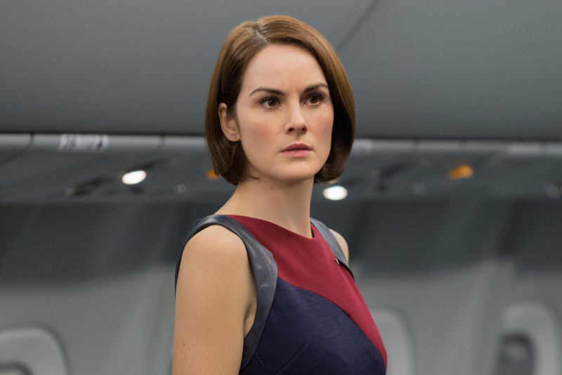 still-of-michelle-dockery-in-non-stop-(2014)-large-picture