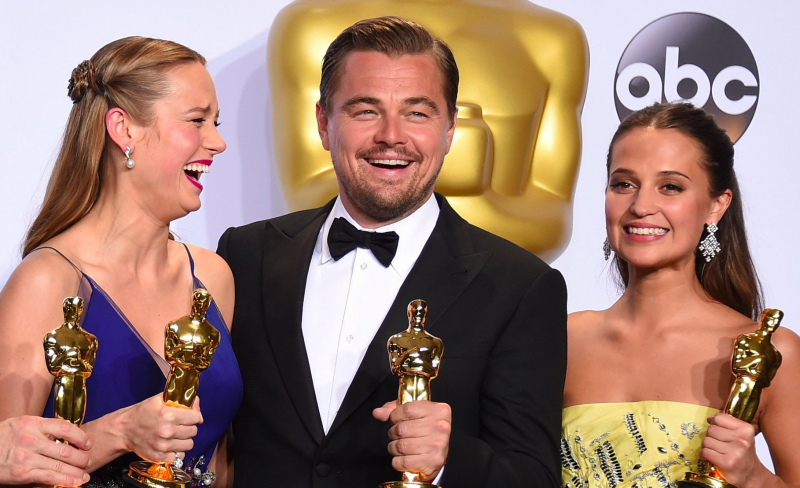 Leonardo DiCaprio zdobywa Oscara