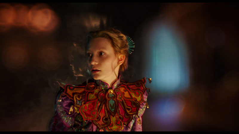 Alicja po drugiej stronie lustra - zdjęcie z filmu