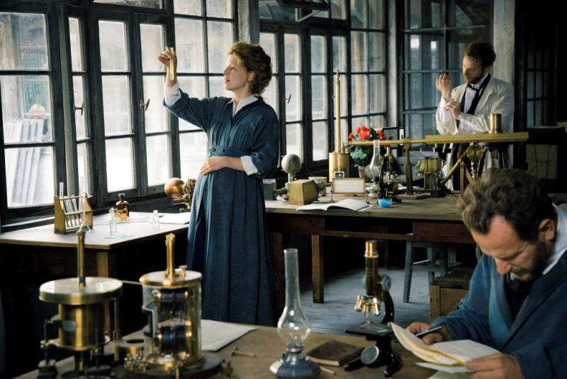 Maria Skłodowska-Curie - zdjęcie z filmu