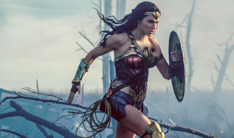 Reżyserka Wonder Woman odpowiada na krytykę. Poszło o strój superbohaterki