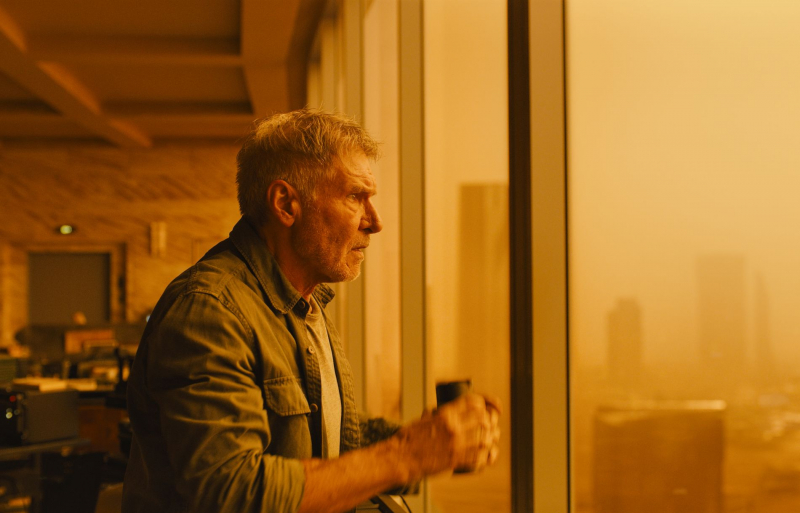 Blade Runner 2049 – wypowiedzi aktorów i odważne sceny w nowym klipie
