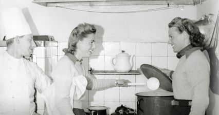 Dwudziestolecie od kuchni – recenzja książki