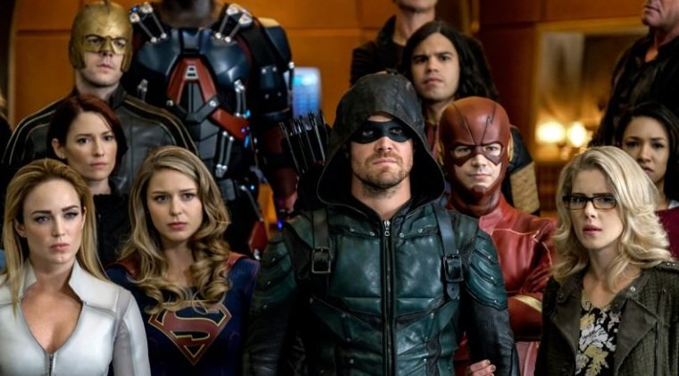 Czekacie już na Arrow, Supergirl i Flasha? Nowe dni emisji i daty premier