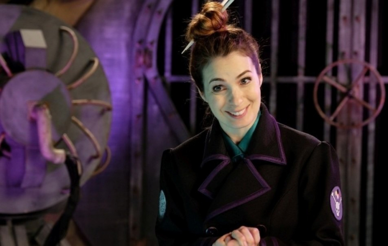 Felicia Day w Mystery Science Theater 3000