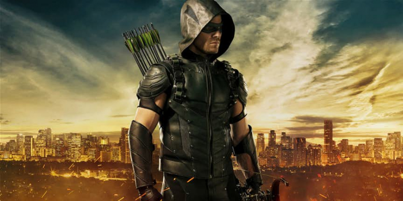 Maska Green Arrowa w rzeczywistości prawie nic nie ukrywa