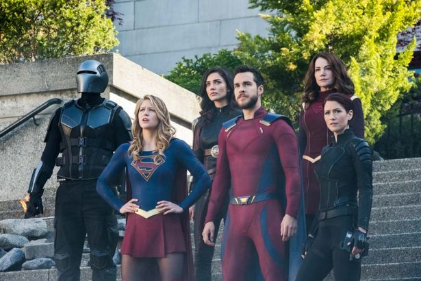 Supergirl: sezon 3, odcinek 23