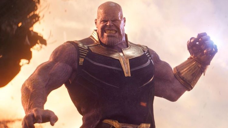 Thanos żałuje swoich czynów i w pewnym momencie historii cofnie decyzję, doprowadzając Wszechświat do stanu znanego sprzed pstryknięcia palcami w Rękawicy