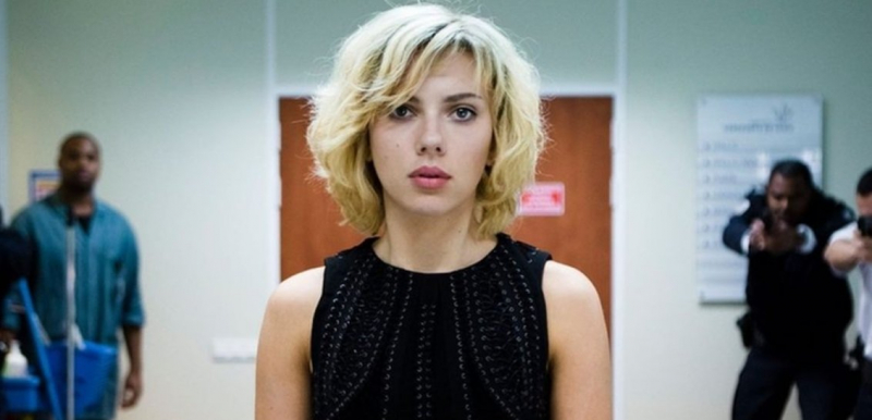 Scarlett Johansson rezygnuje z filmu Rub & Tug po fali kontrowersji