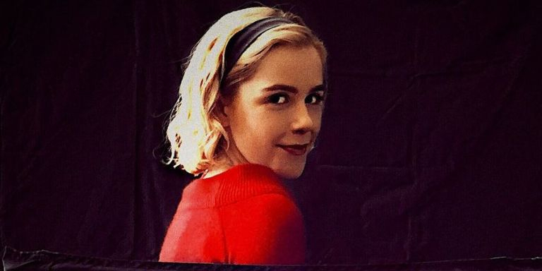 [TYLKO U NAS] Oto Sabrina z serialu Netflixa. Pierwsze zdjęcia z Chilling Adventures of Sabrina