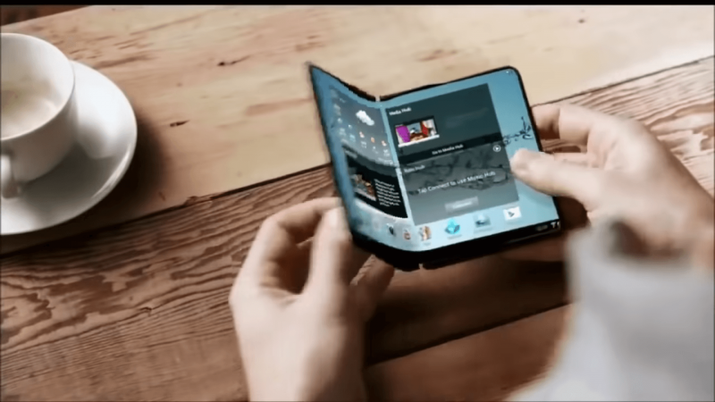 Samsung pracuje nad drugim składanym telefonem