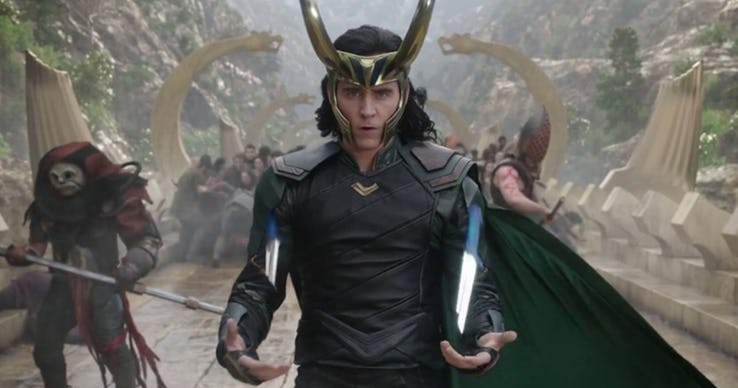 1. Loki – jego udział w retrospekcjach wyraźnie sugerują zdjęcia z planu