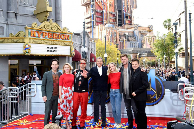 Avengers charytatywnie w Disney California Adventure Park