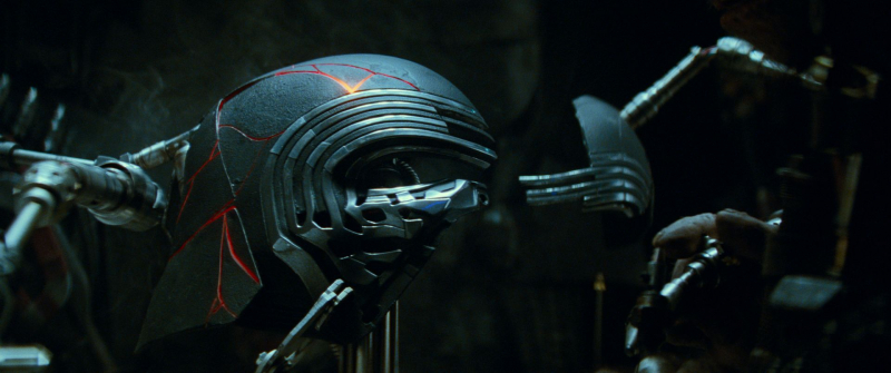 Gwiezdne Wojny: Skywalker. Odrodzenie - maska Kylo Rena ma znaczenie. Znany reżyser w filmie