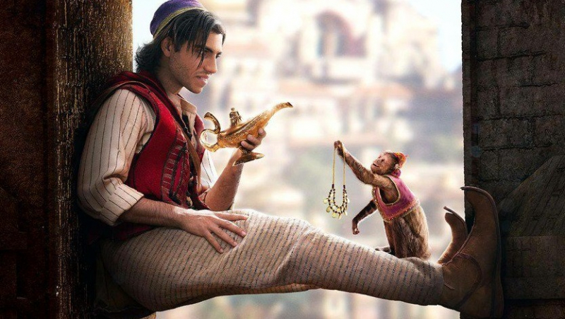 Aladyn - Zayn i Zhavia Ward śpiewają A Whole New World w wideo promującym film