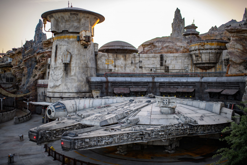 Star Wars: Galaxy's Edge - park rozrywki został otwarty. Ależ to wygląda!