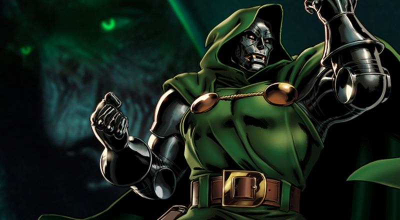 Doktor Doom - ikoniczny przeciwnik Fantastycznej Czwórki i władca państwa Latveria; przez wielu typowany jako kandydat do zastąpienia Thanosa w roli głównego antagonisty całego projektu