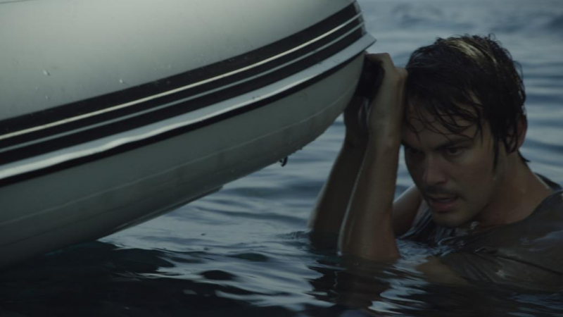 Capsized: Blood in the Water - teaser filmu Discovery na Tydzień Rekina