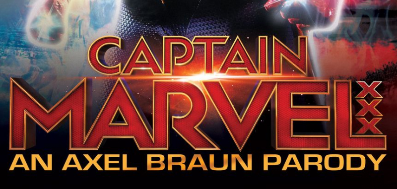 Kapitan Marvel - zdjęcie superbohaterki z porno parodii. Filmowy kostium