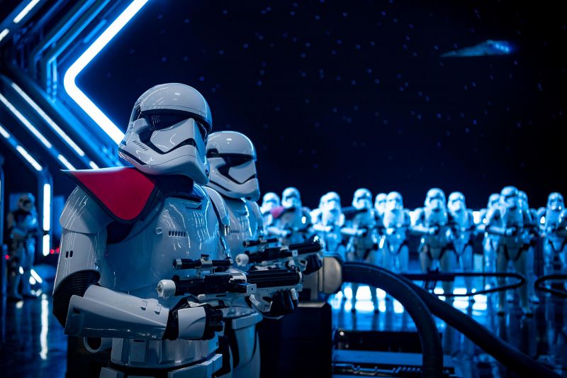 Star Wars: Rise of the Resistance - wideo i zdjęcia imponującej atrakcji z parku Gwiezdnych Wojen