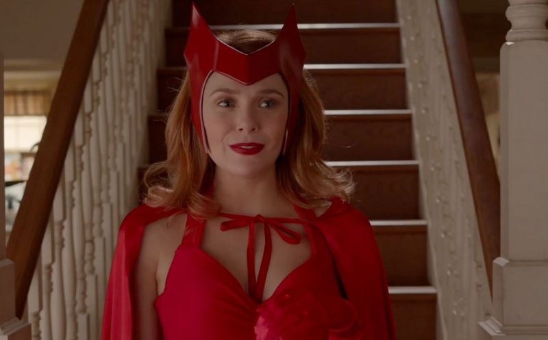 WandaVision - Scarlet Witch w stroju z kapturem na grafice koncepcyjnej