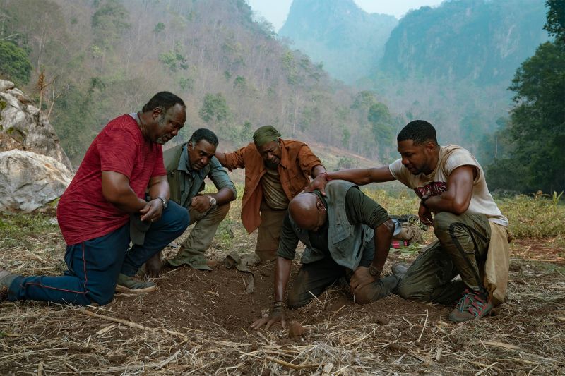 Pięciu braci - zwiastun filmu Netflixa. Spike Lee o skarbie i wojnie w Wietnamie
