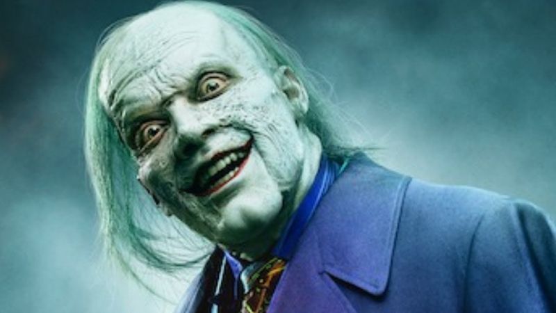 Gotham: nowe zdjęcia pokazują przerażające oblicze Jokera Camerona Monaghana