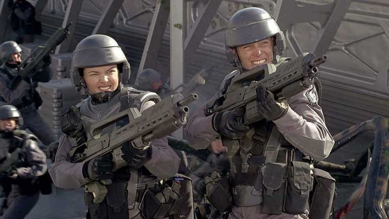 Żołnierze kosmosu (1997) - okres: Wojna fikcyjna w przyszłości