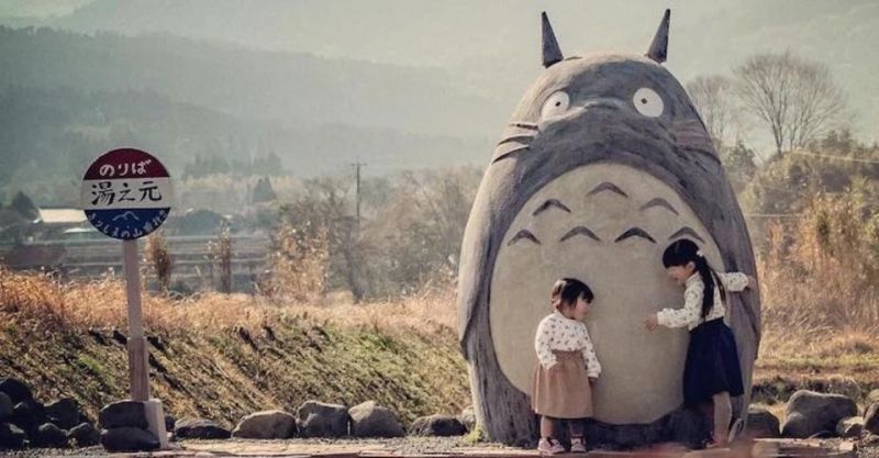 Dziadkowie zbudowali Totoro dla swoich wnuków. Ta historia chwyta za serce