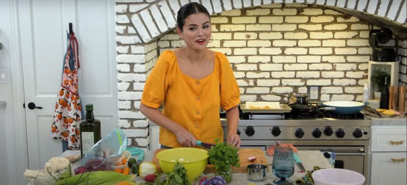 Selena + Chef - zwiastun programu. Gotowanie z Seleną Gomez