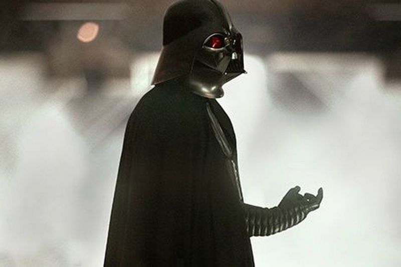 Gwiezdne wojny - w komiksie Darth Vader spotyka postać ze sceny wyciętej z filmu Skywalker. Odrodzenie