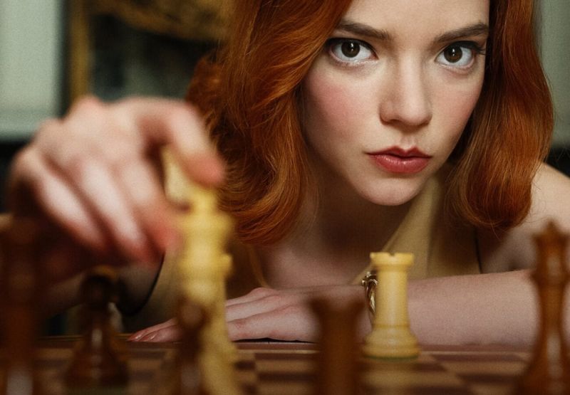 Gambit Królowej: znani aktorzy, których nie rozpoznaliście w serialu Netflixa