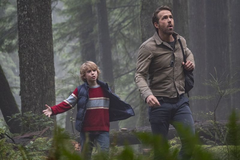 The Adam Project - Ryan Reynolds pod wrażeniem młodego aktora, który cytuje kwestie Deadpoola