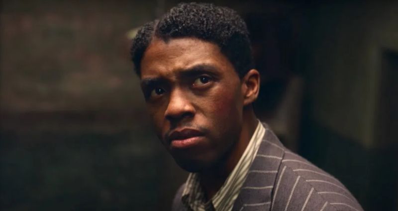 Chadwick Boseman został pośmiertnie nominowany do Oscara. Nie on pierwszy