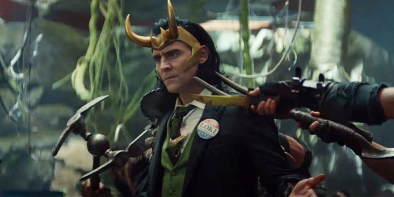 Loki będzie psocił w różnych kostiumach. Nowe plakaty z tytułowym bohaterem
