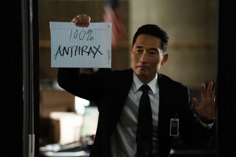 The Hot Zone: Anthrax - zwiastun serialu National Geographic. Agent FBI kontra listy z wąglikiem