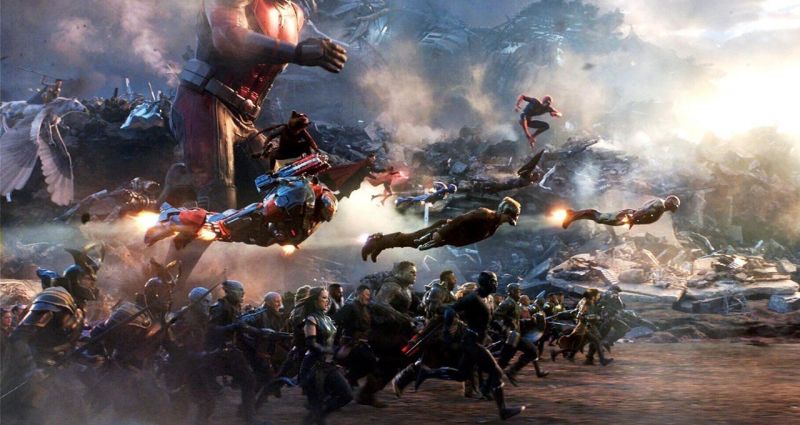 Avengers: Koniec gry - szef MCU miał szokujący pomysł. Reżyserzy go od tego odwiedli