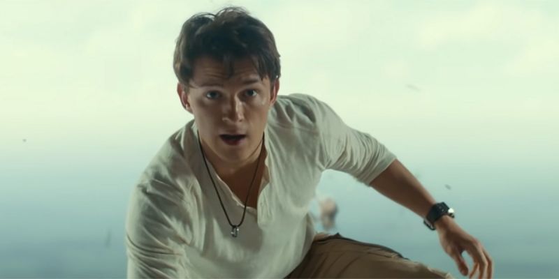 Uncharted - Tom Holland walczy w barze i na aukcji w klipach z filmu