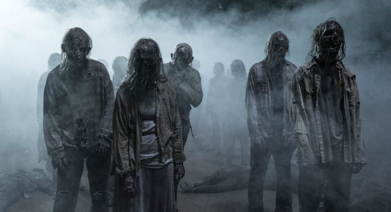 The Walking Dead 11B - jeszcze więcej nowych zdjęć z 9. odcinka. Gabriel, Pies i Żniwiarze