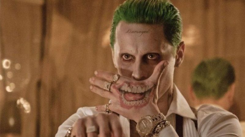 2. Było wiele plotek na temat tego, co Jared Leto robił na planie 