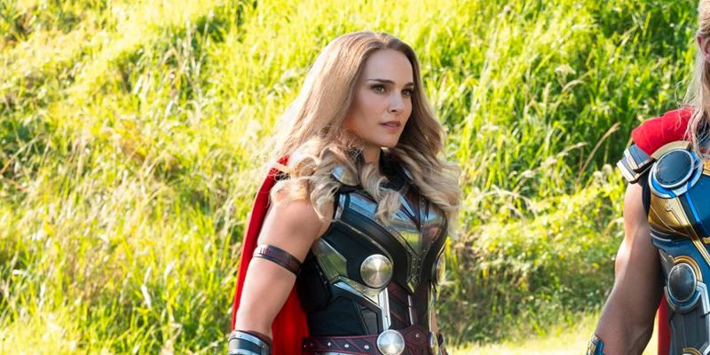 Thor: Miłość i grom - zjawiskowa Natalie Portman na zdjęciu. Jest też nowa-stara bogini MCU!