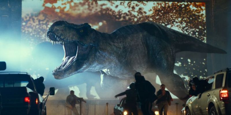 Jurassic World: Dominion vs Top Gun 2 - dinozaury przewyższają oczekiwania w box office