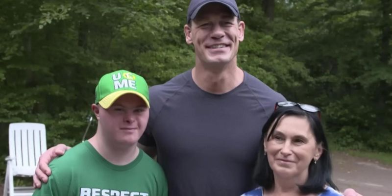 John Cena spotkał nastoletniego superfana z zespołem Downa, który uciekł z Ukrainy