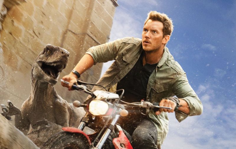 Jurassic World - czy jest szansa na film dla dorosłych o dinozaurach? Reżyser odpowiada