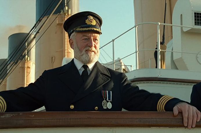 Titanic – Bernard Hill zagrał kapitana Edwarda Jamesa Smitha.